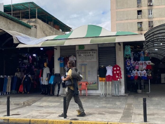 Comerciantes de Maracay esperan repunte a fin de mes