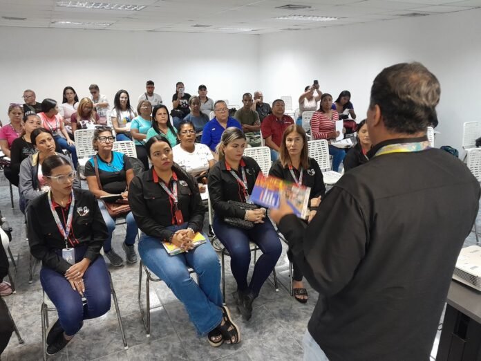 Poder Comunal en Ribas recibe taller de formación en contraloría social