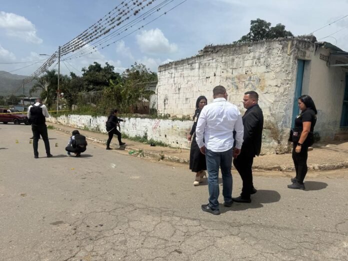 Según fuentes oficiales, el sujeto neutralizado quedó identificado como Alberto José Godoy Infante, y el hecho se registró durante el transcurso del día lunes 9 de junio en la calle Raúl Leoni del sector Los Cortijos.