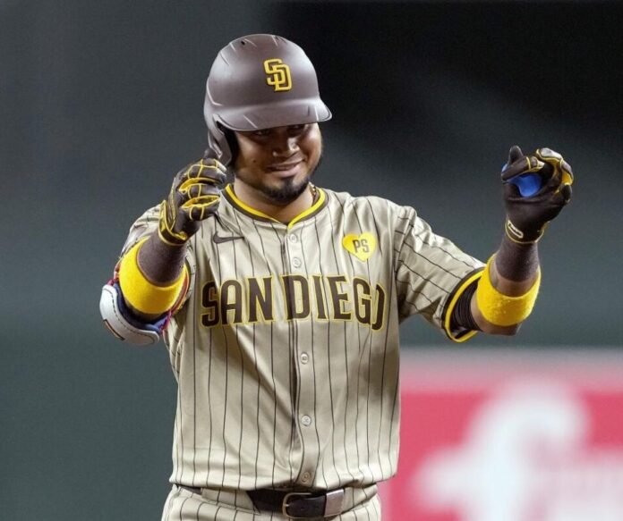 Luis Arráez busca destronar de Freddie Freeman en esta exclusiva marca ofensiva Luis Arráez busca destronar de Freddie Freeman en esta exclusiva marca ofensiva