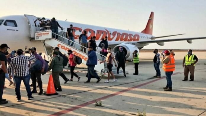 conviasaGobierno venezolano anuncia la llegada de un vuelo de repatriados desde EEUU Gobierno venezolano anuncia la llegada de un vuelo de repatriados desde EEUU