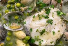 Merluza en salsa verde con almejas Merluza en salsa verde con almejas