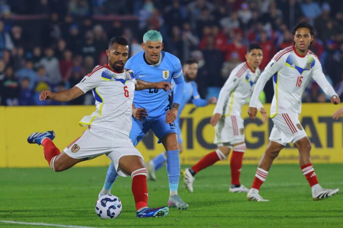 Uruguay frena a Venezuela Rodrigo Aguirre y Giorgian De Arrascaeta fueron los autores de los goles del conjunto charrúa.